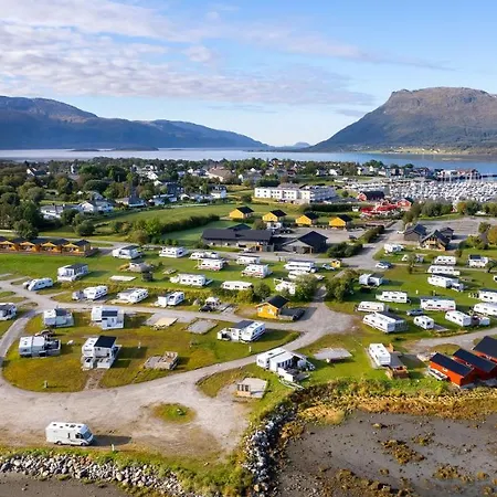 Topcamp Havblikk - Helgeland مكان تخييم